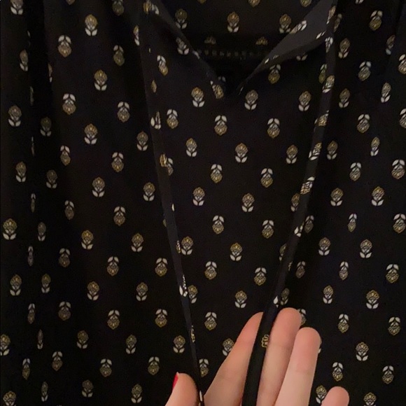 Vera Wang Blouse - Picture 3 of 4